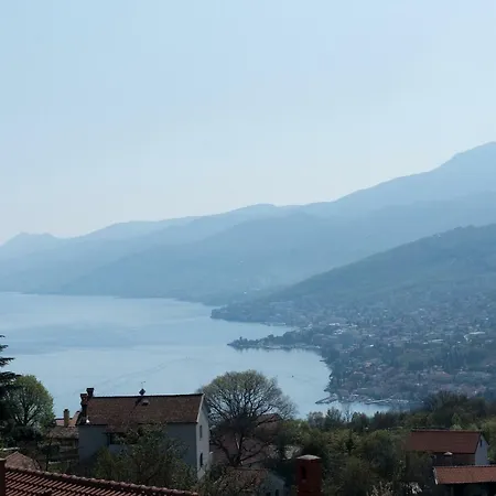 Bella Vista *