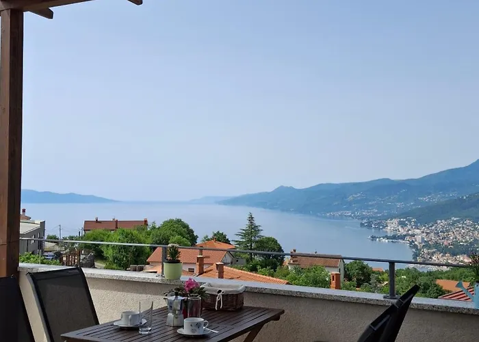 Bella Vista